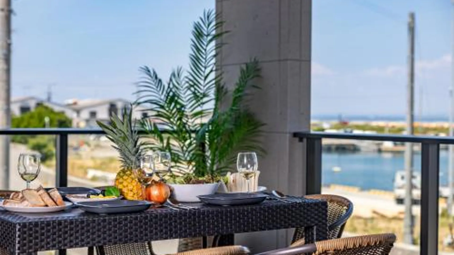 고베 The Lagoon淡路島 4성급 싱글룸 수영장