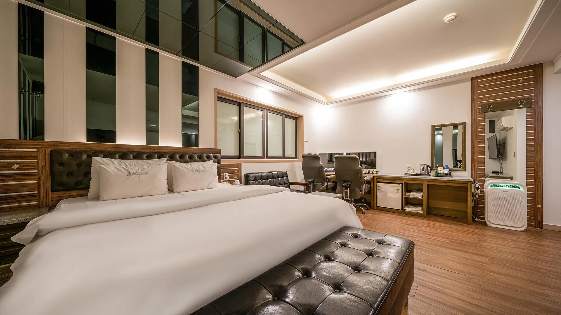 울산 울산 무거동 시카고 2성급 호텔 스위트룸