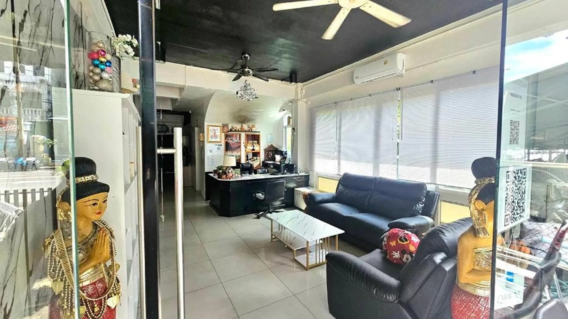 푸켓 숙치와  레지던스 푸켓  2성급 호텔 외관