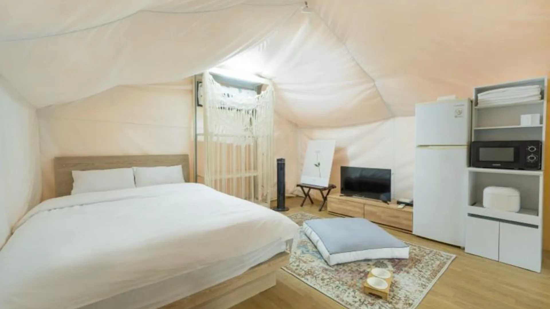 청도군 청도 신난다애견글램핑 2성급 게스트하우스 스위트룸