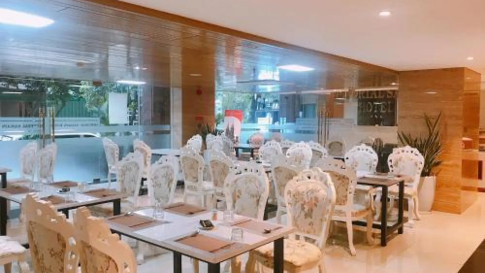 호치민 임페리얼 사이공 호텔 3성급 호텔 객실