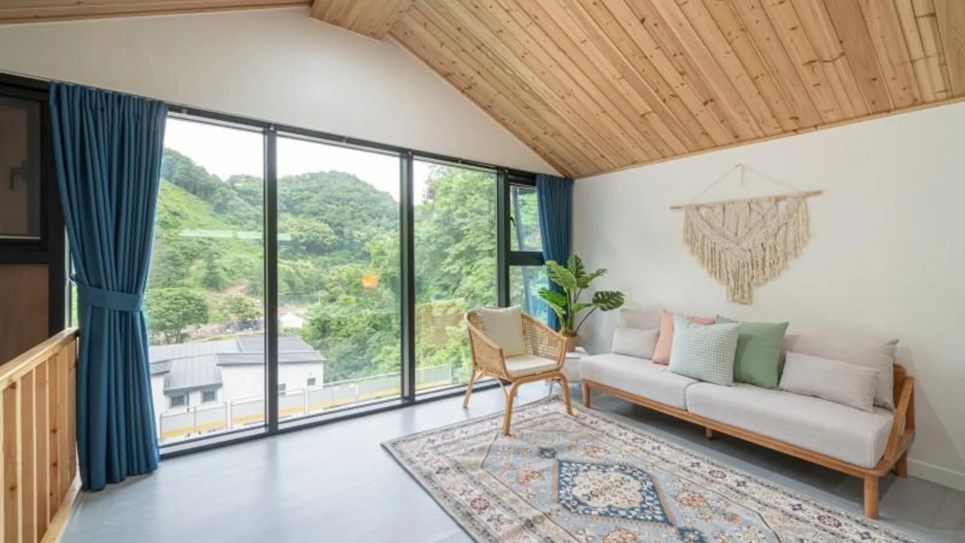 가평 가평 더상상글램핑&풀빌라 2성급 게스트하우스 레스토랑