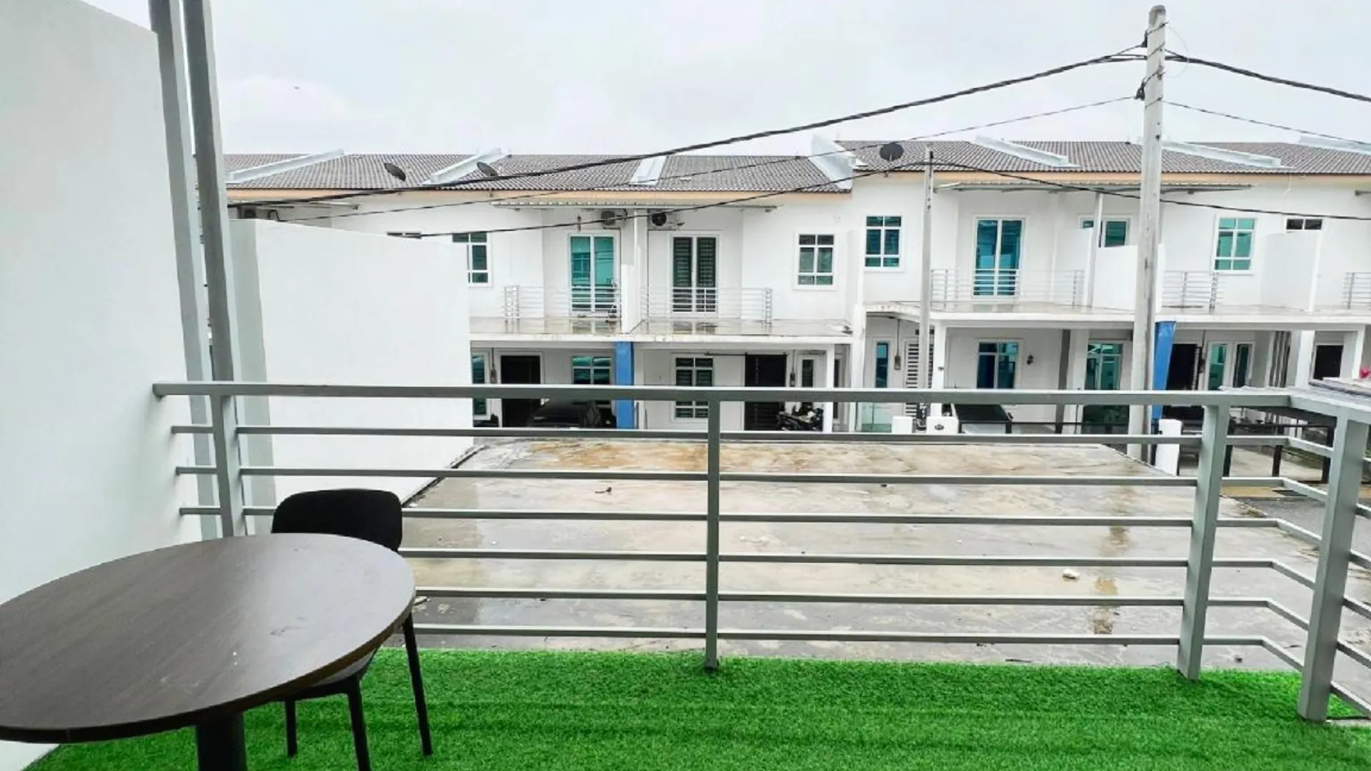 숭가이 페타니 숭아이 페타니 센트럴 의 프라이빗 하우스 (750m², 침실 3개, 프라이빗 욕실 2개) 3성급 게스트하우스 레스토랑