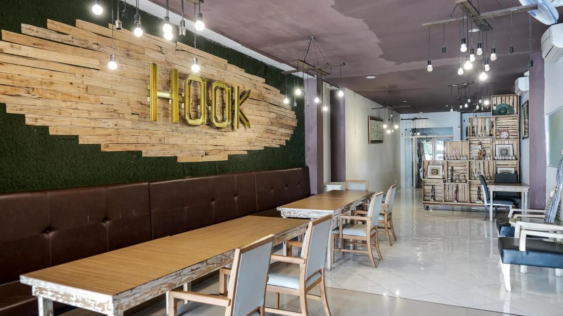 발리 레드도어즈 플러스 @ 선라이즈 호텔 사누르 3성급 호텔 전망