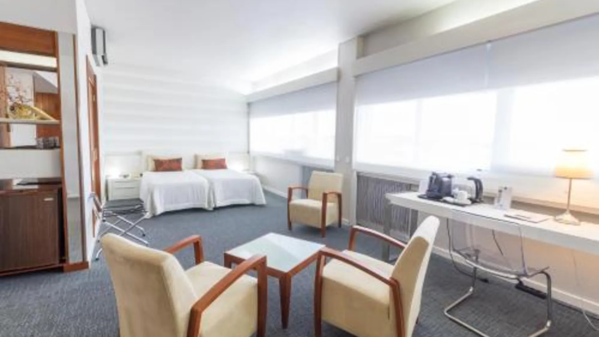 레이리아 Hotel Eurosol Leiria & Jardim 3성급 호텔 스위트룸