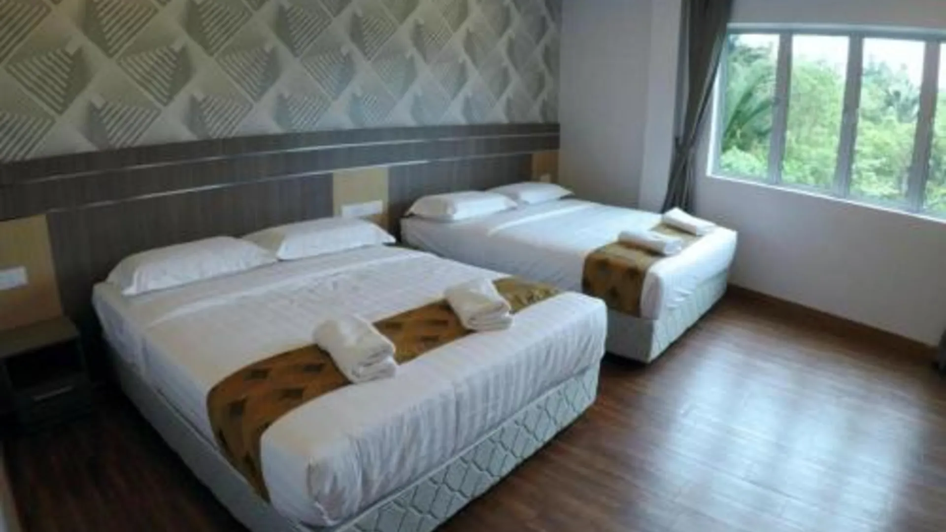 숭카이 HOTEL KAWAN BIDOR 호텔 스위트룸