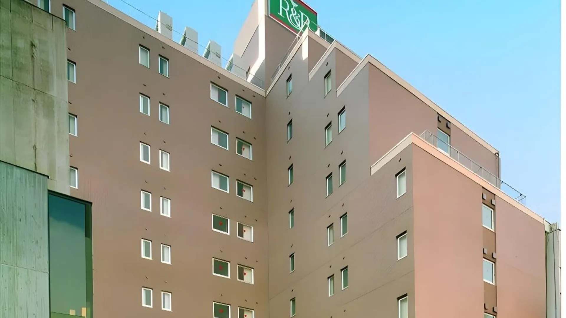 오사카 워싱턴 R&B 호텔 우메다히가시 2성급 호텔 외관