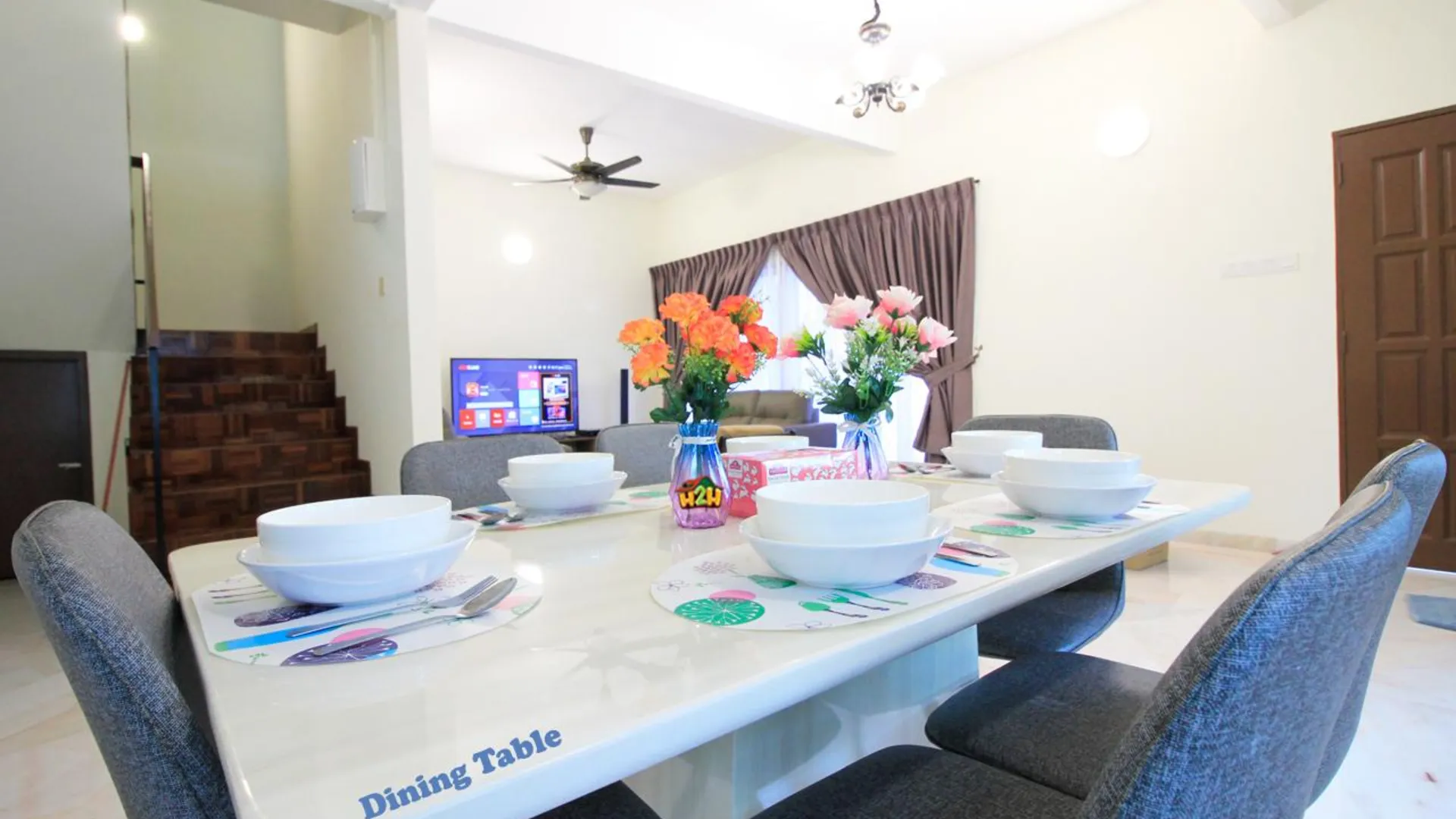 이포 타만 반다라야의 프라이빗 하우스 (200m², 침실 4개, 프라이빗 욕실 3개) 4성급 게스트하우스 객실