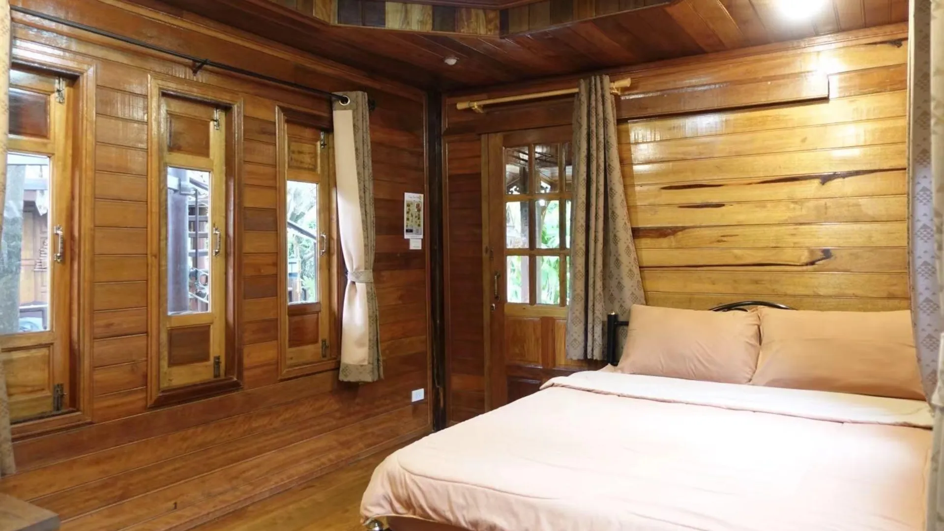 방콕 수쿰윗 / 스쿰빗의 방갈로 (15m², 침실 1개, 프라이빗 욕실 1개) 3성급 싱글룸 스위트룸