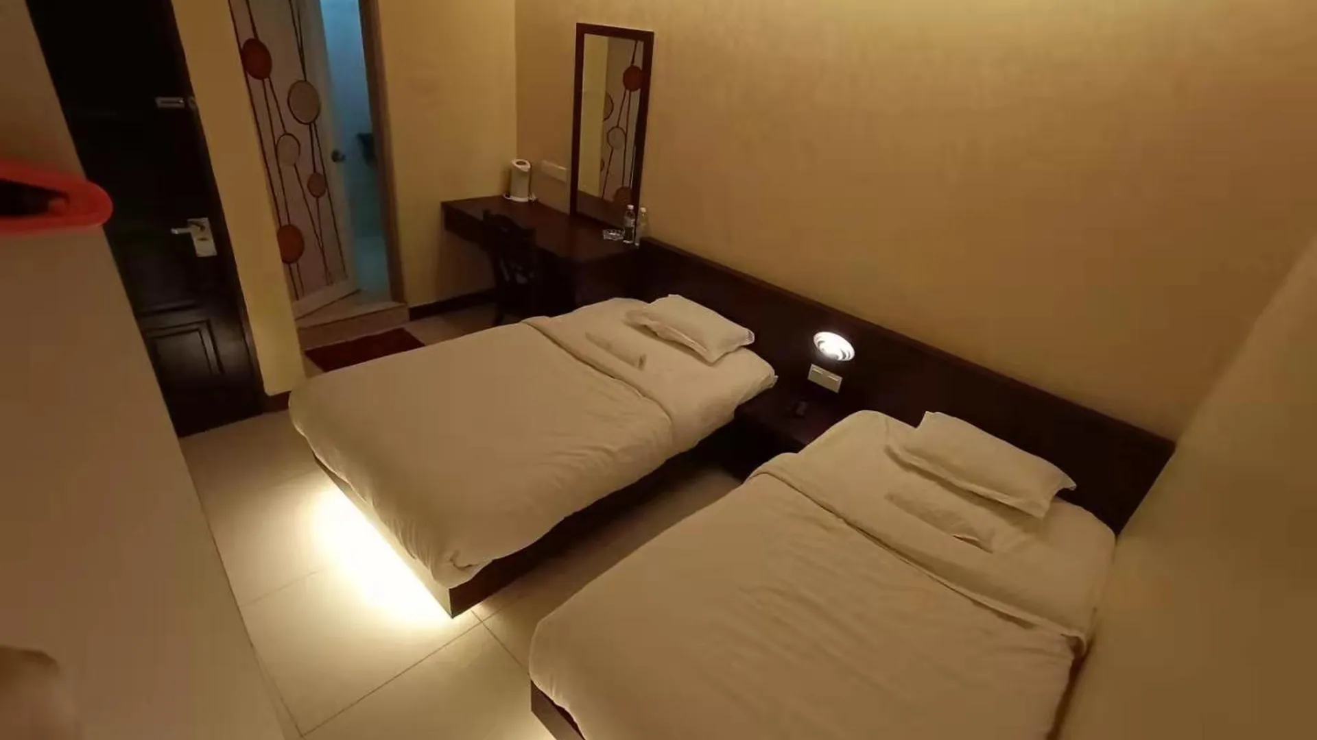 세리 만중 세리 만중의 아파트먼트 (500m², 침실 1개, 프라이빗 욕실 1개) 2성급 싱글룸 부대시설