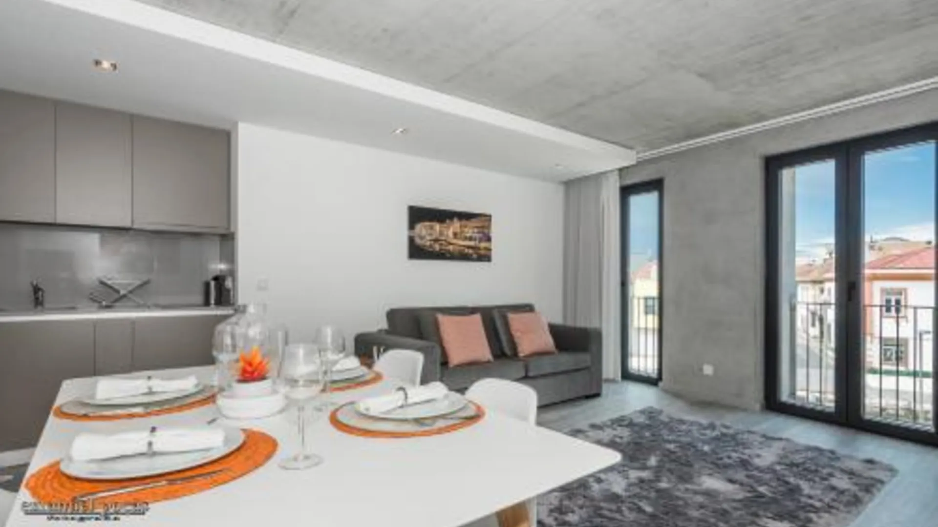 아베이루 인아파트먼트 상 곤살리뉴 4성급 게스트하우스 로비