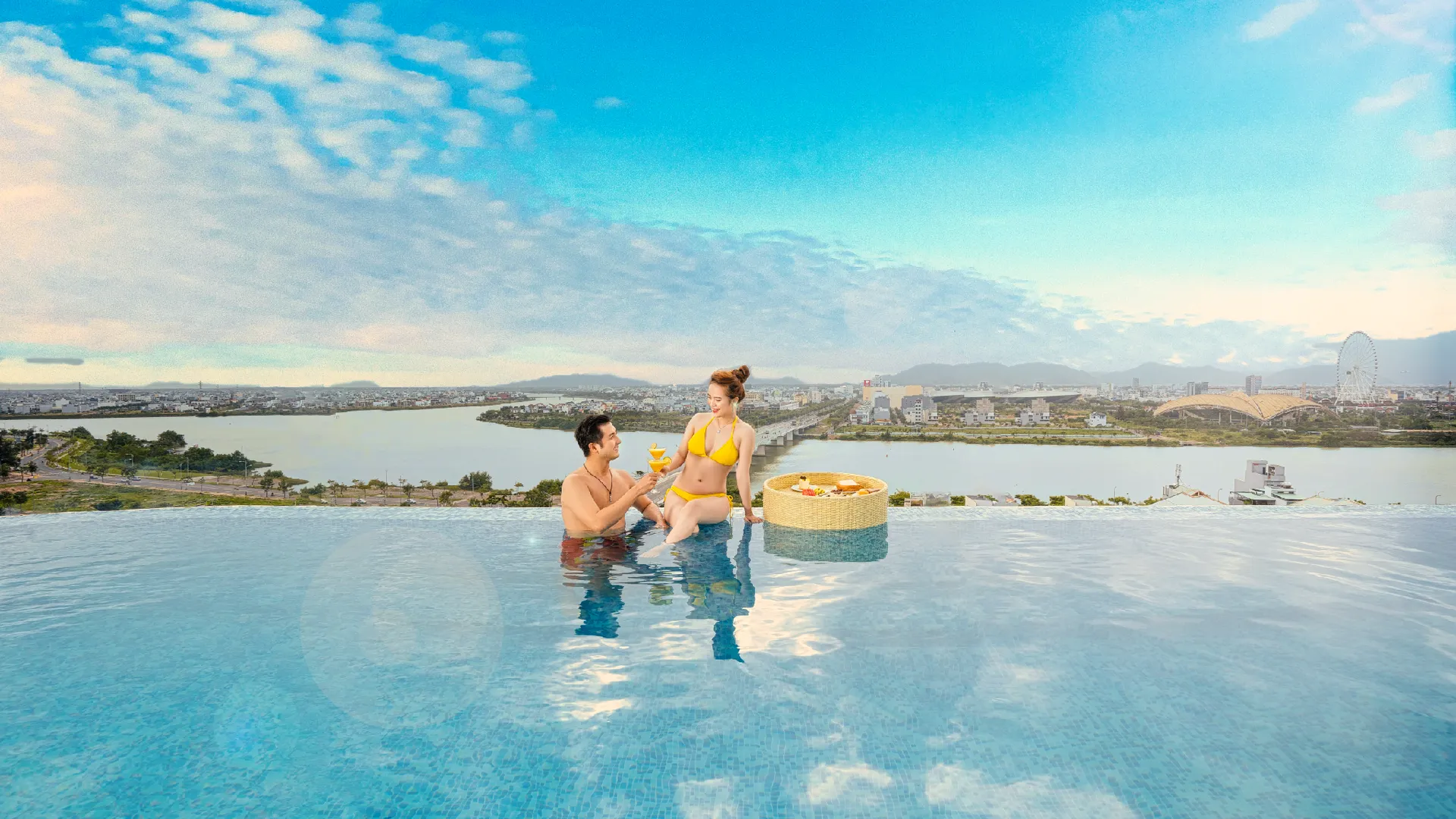 다낭 RHM 럭셔리 호텔 앤 스위트 4성급 호텔 객실