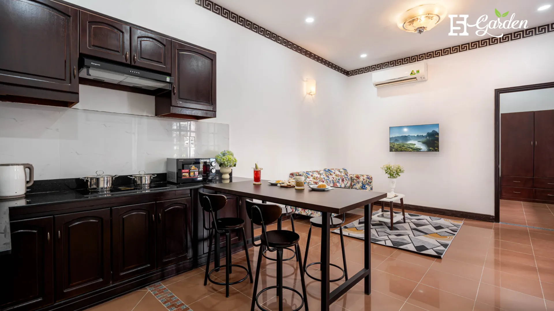 호치민 5H 가든 3성급 호텔 수영장