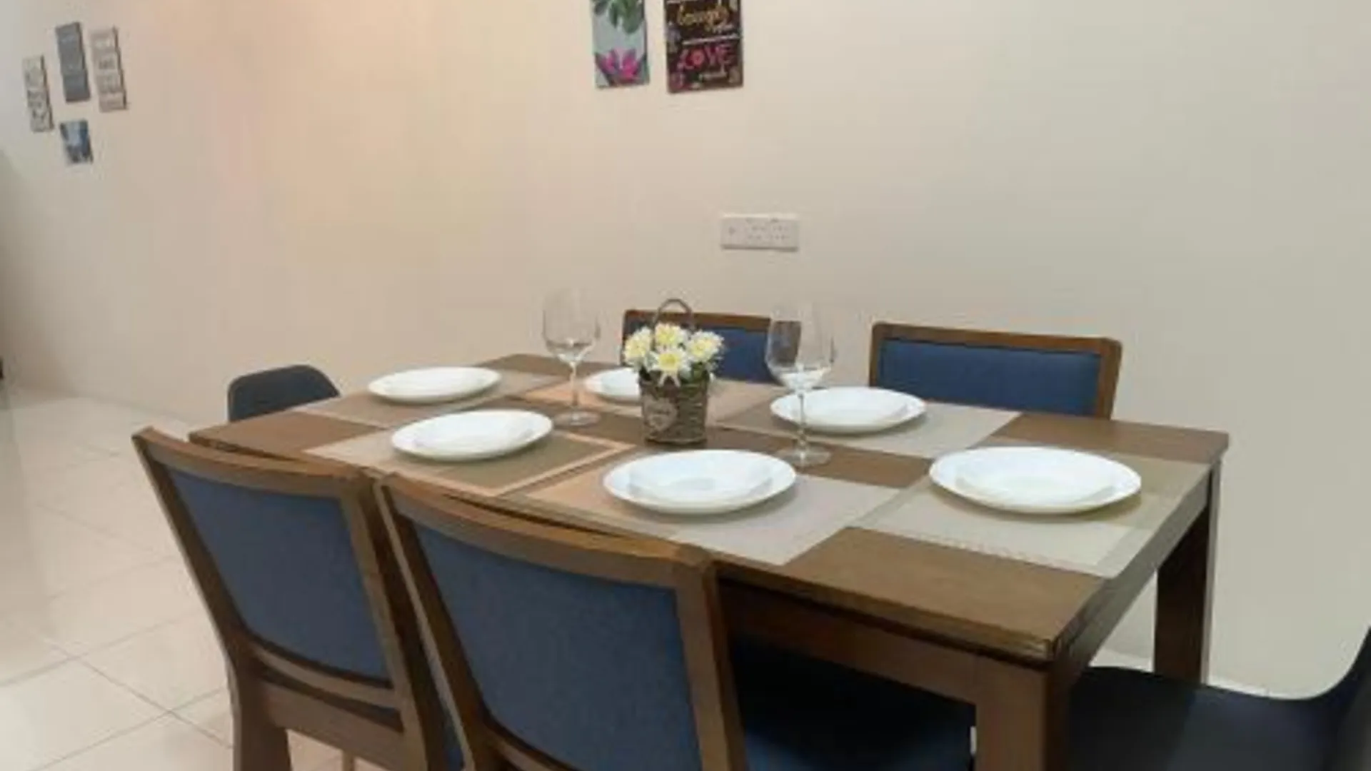 라하트 라핫의 프라이빗 하우스 (160m², 침실 4개, 프라이빗 욕실 3개) 4성급 게스트하우스 외관