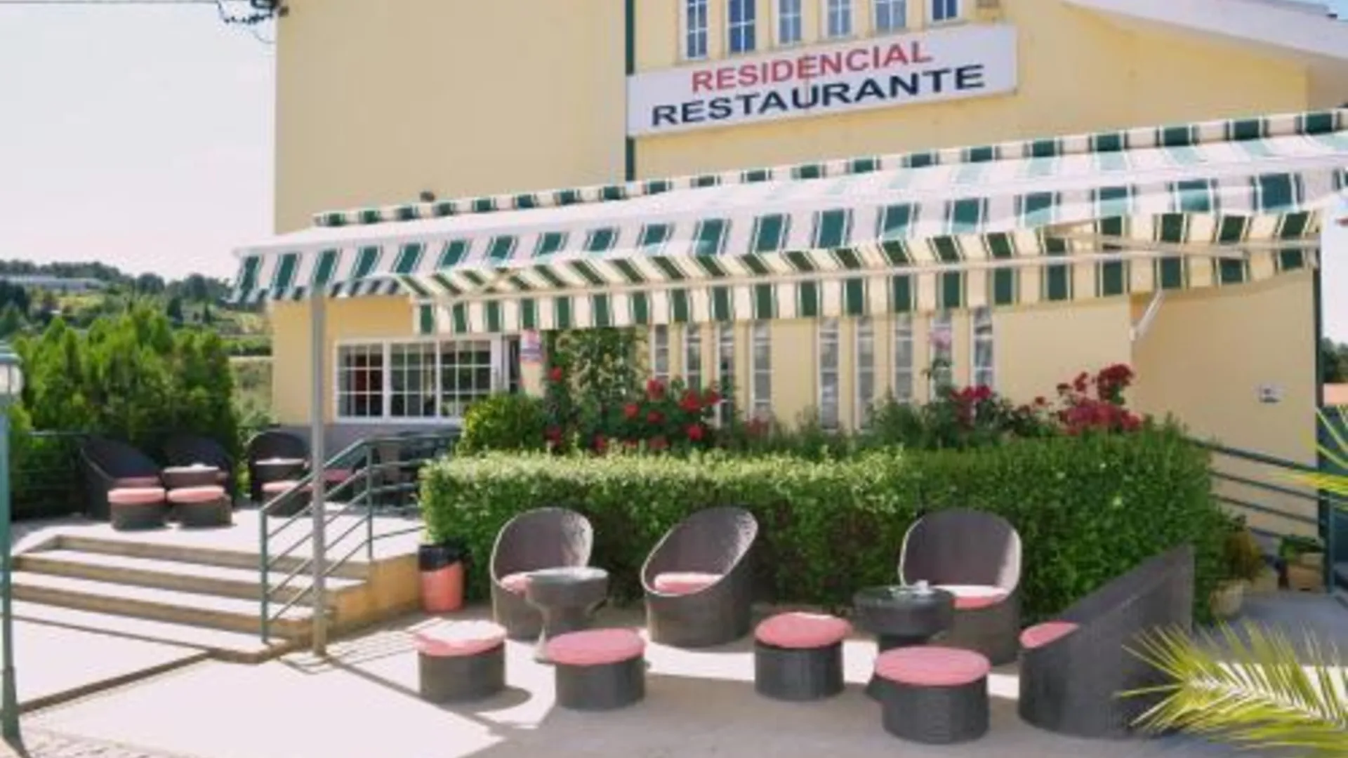 차베스 Ze Luis 4성급 호텔 외관