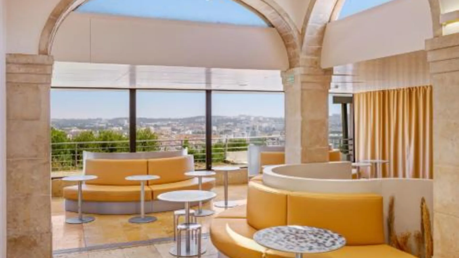 세투발 호텔 도 사도 비즈니스 앤 네이처 4성급 호텔 외관