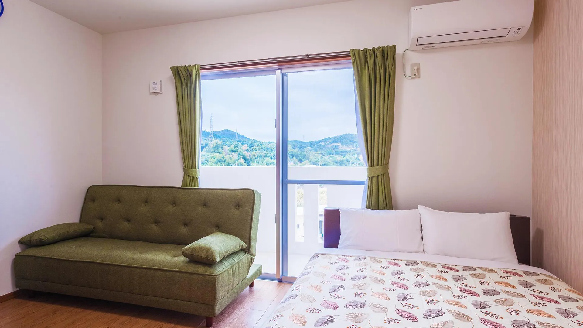 오키나와 본섬 카리유시 콘도미니엄 리조트 킨 야카 씨사이드 4성급 게스트하우스 스위트룸