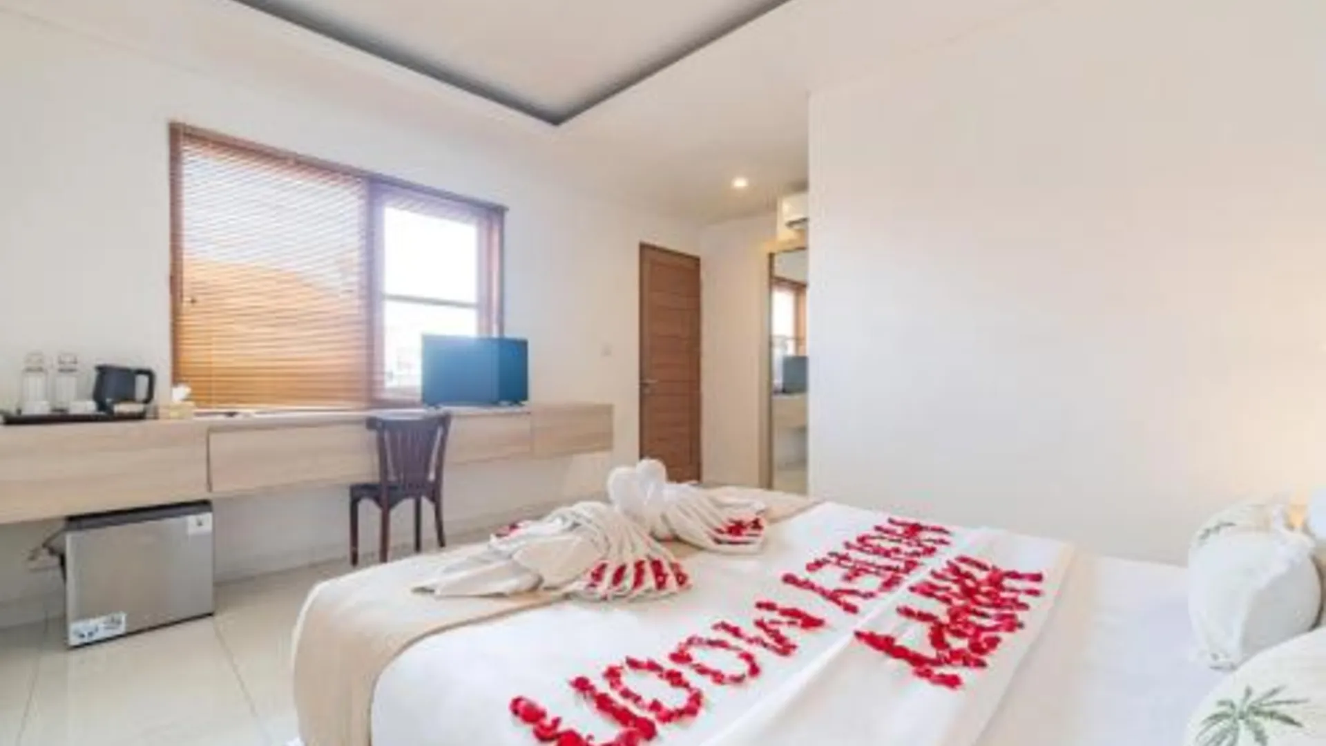 발리 스리크리나 스미냑 2성급 호텔 스위트룸