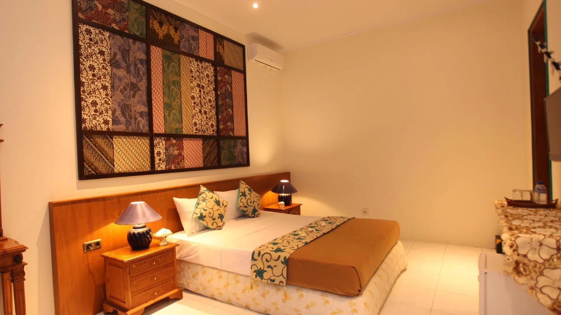 발리 사누르 씨뷰 호텔 3성급 호텔 스위트룸