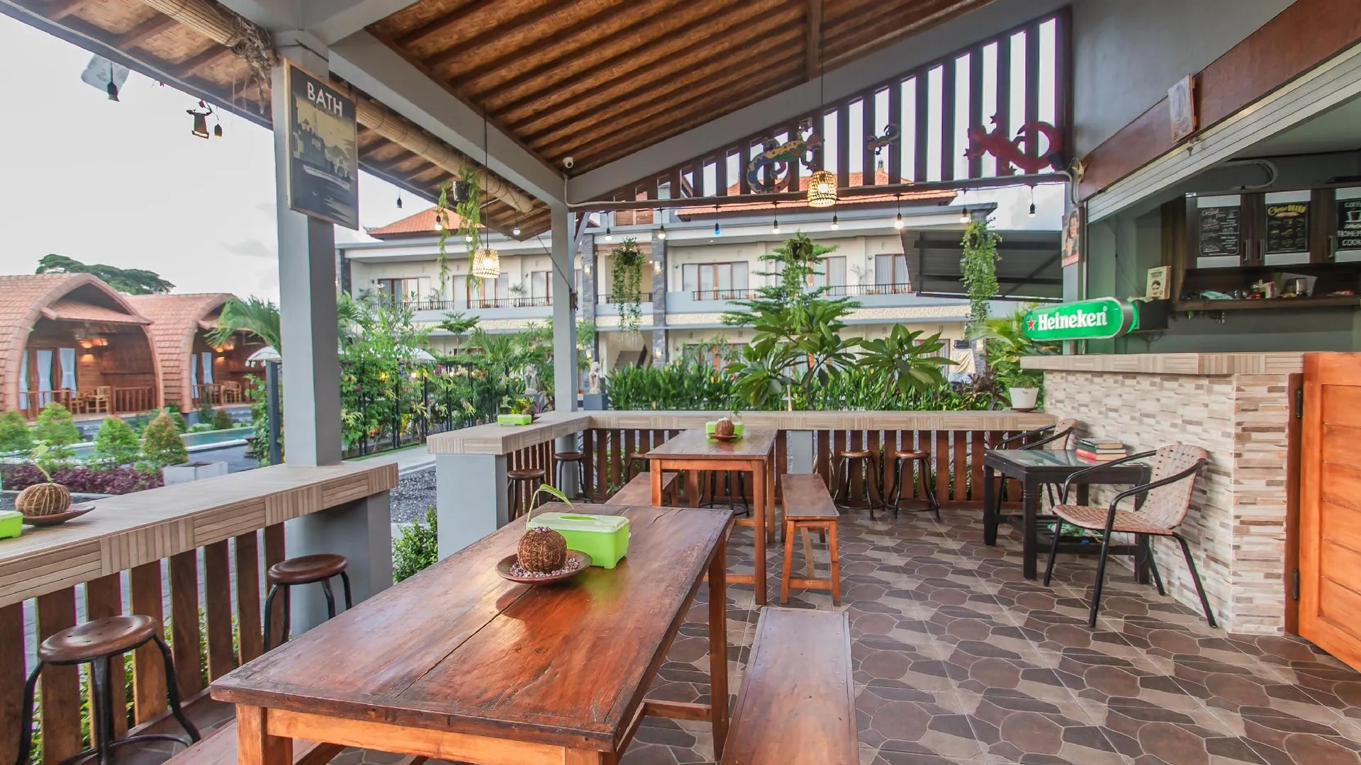 발리 마이라쿠 하우스 4성급 호텔 수영장