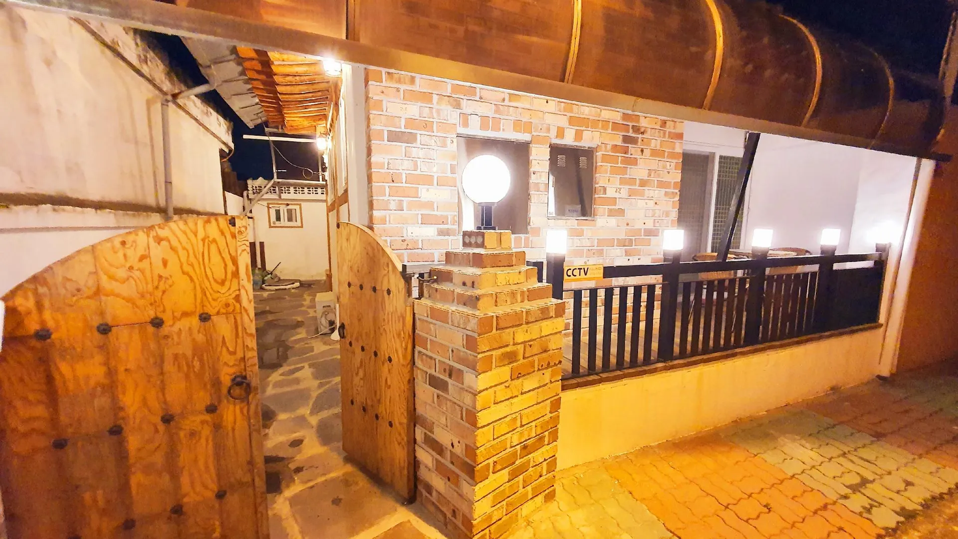 경주 황리단길 아담정 게스트하우스 2성급 호텔 외관