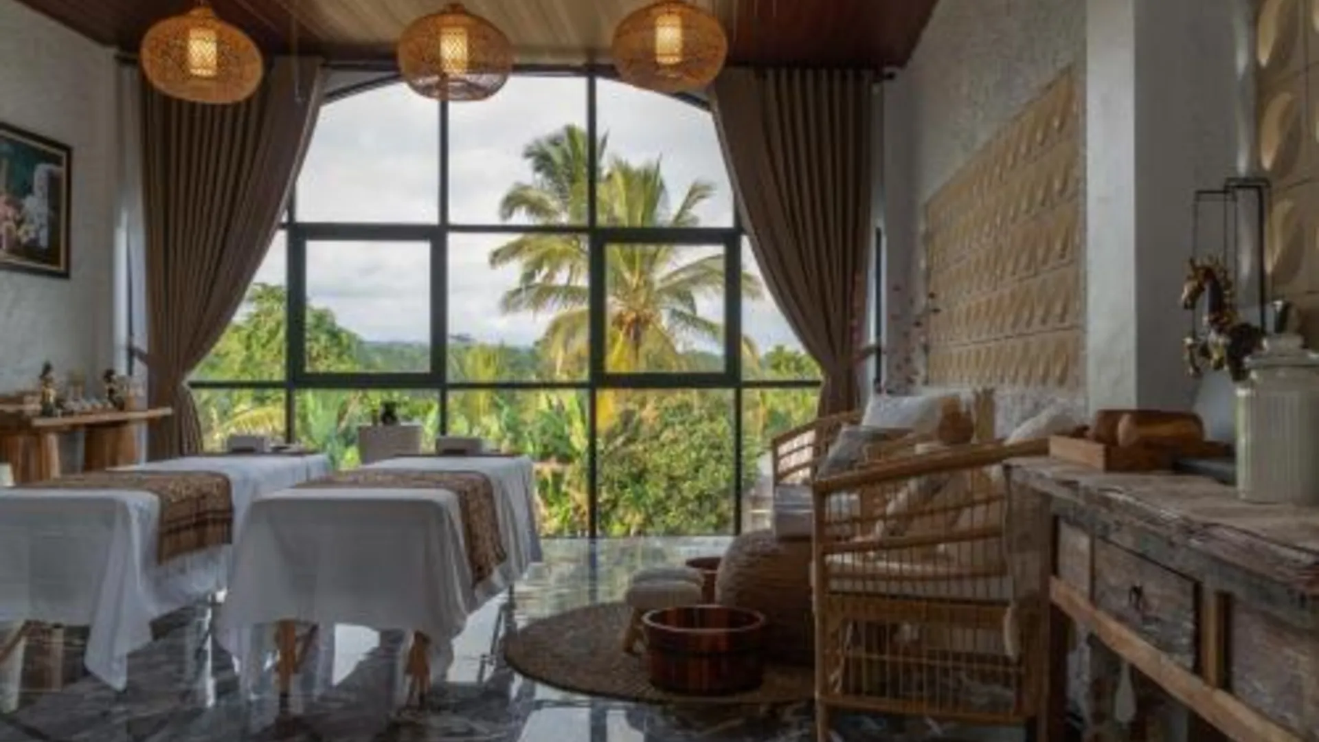 발리 카사 마두 5성급 게스트하우스 외관