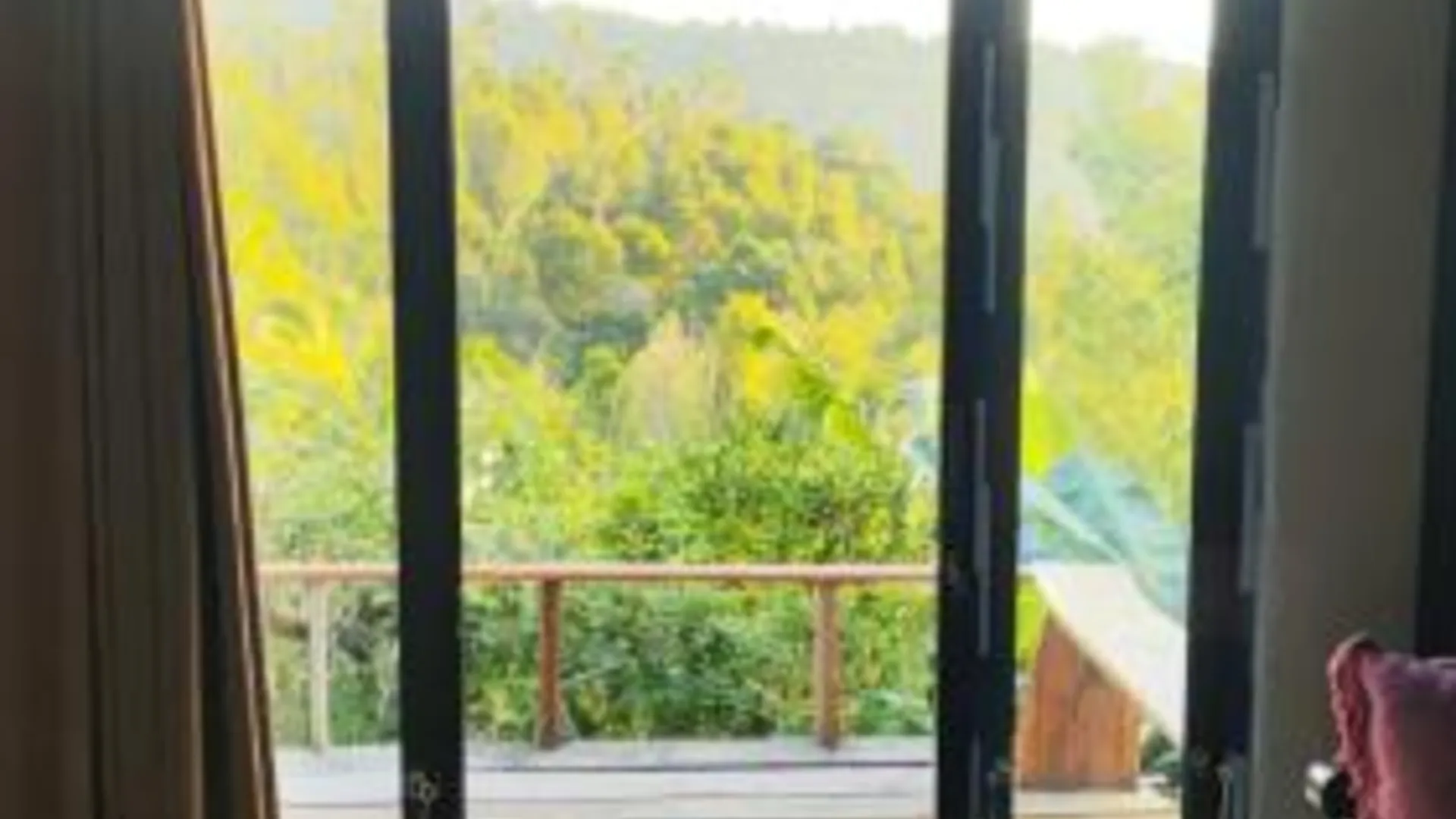 발리 Munduk Nature Lodge 호텔 객실