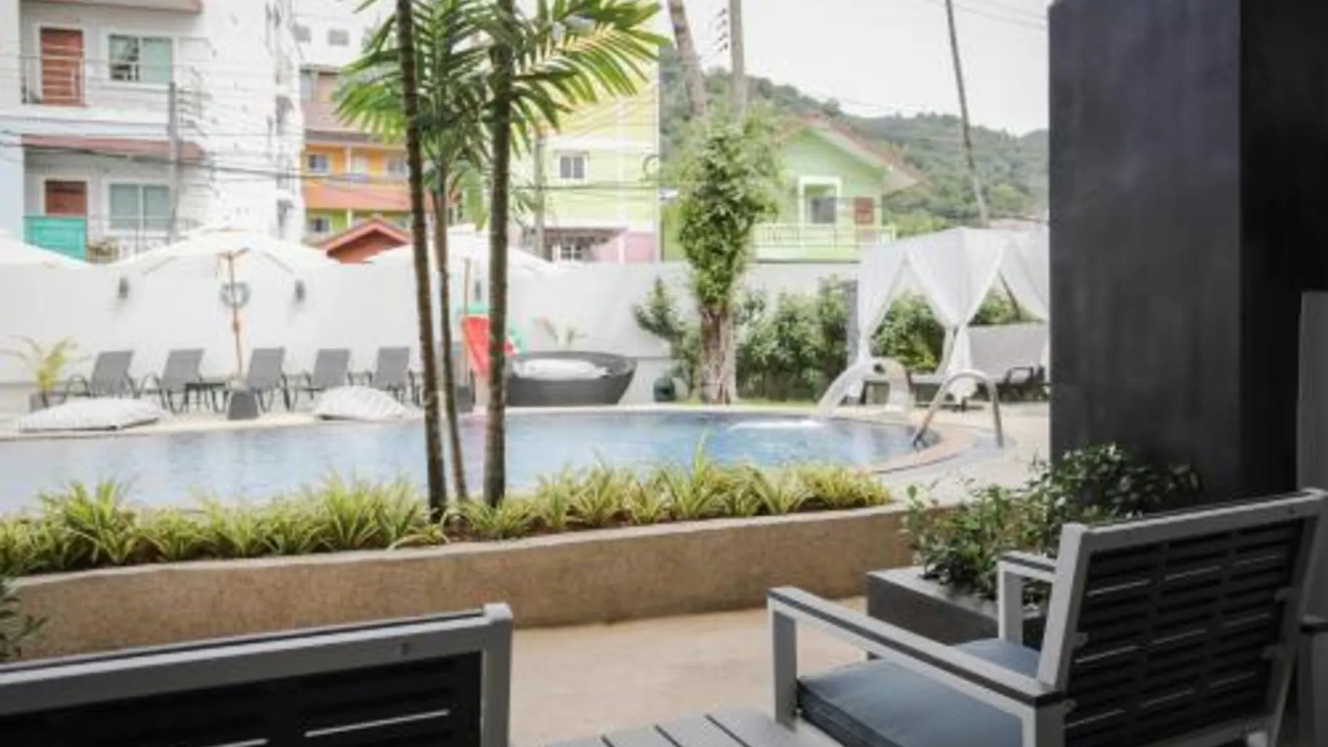 푸켓 ETK 파통 3성급 호텔 로비