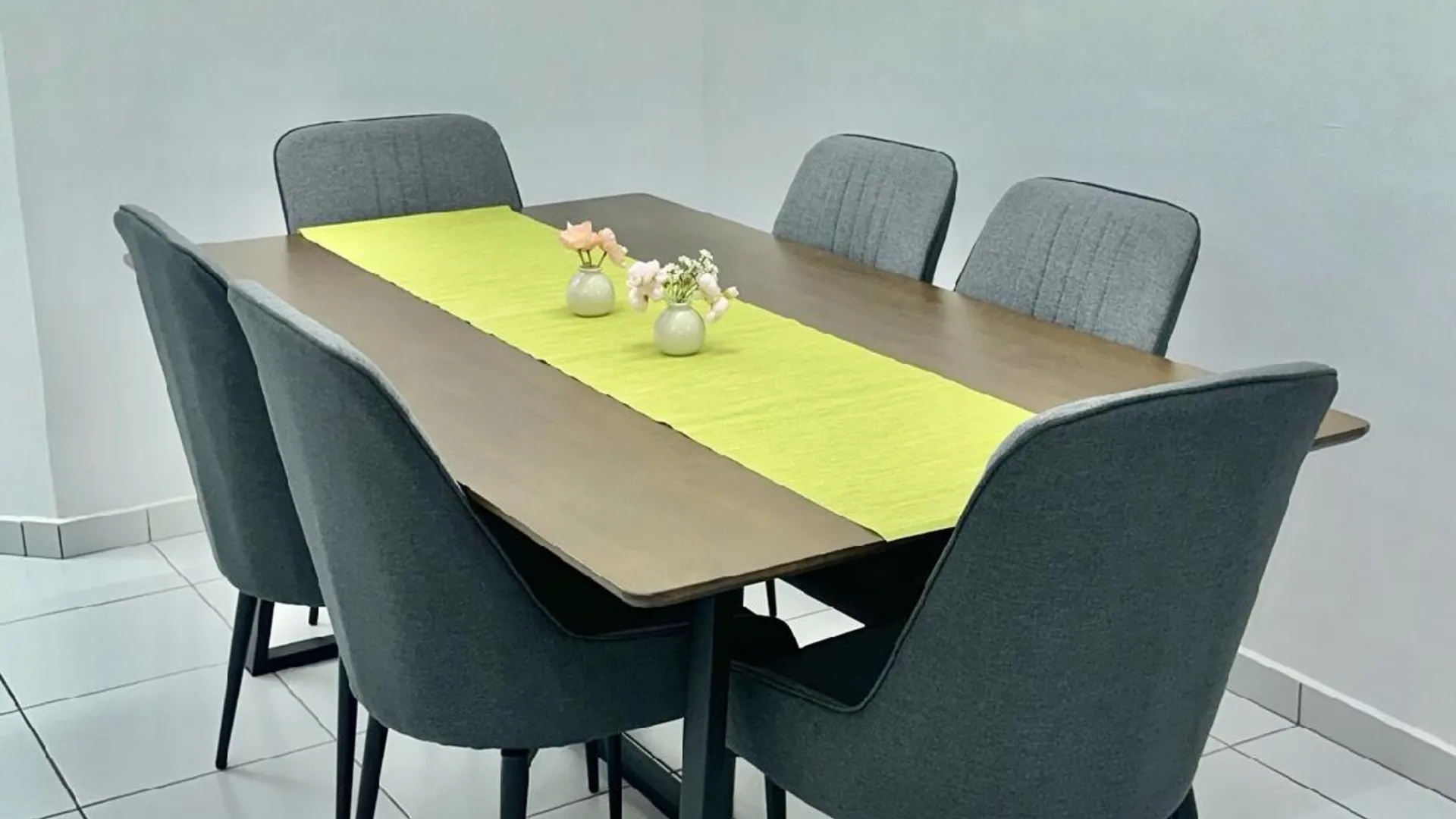 이포 캄풍 자와의 프라이빗 하우스 (m², 침실 3개, 프라이빗 욕실 1개) 2성급 게스트하우스 객실