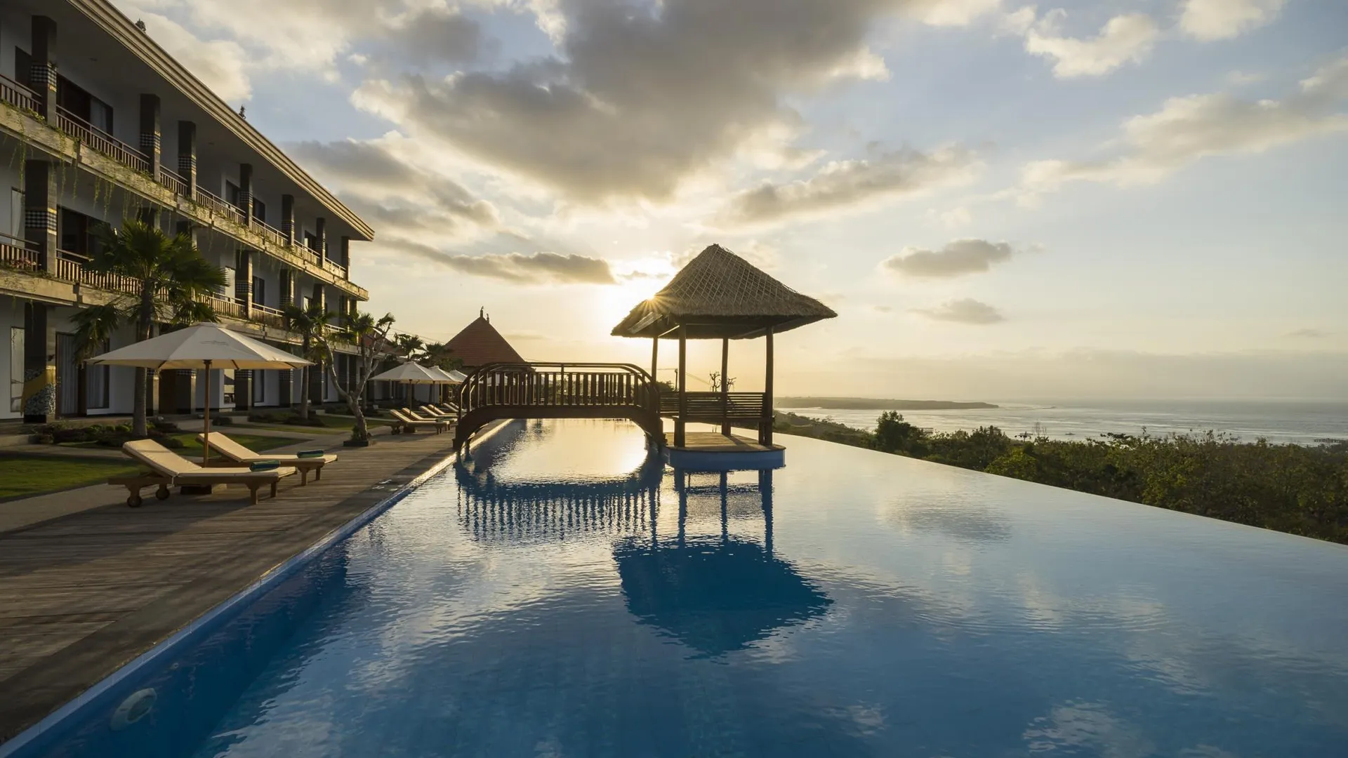 발리 셈마부 힐스 호텔 누사 페니다 - 발리 4성급 호텔 객실