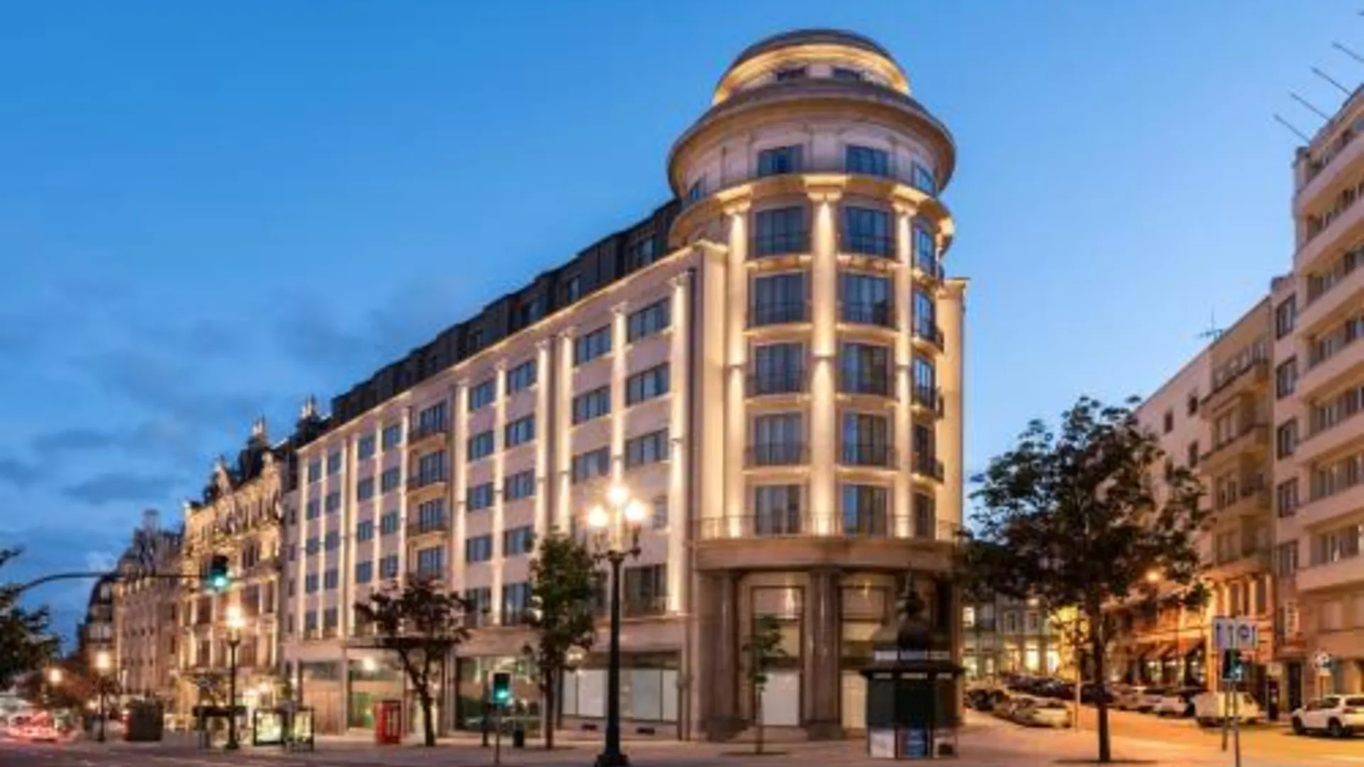 포르투 유로스타 알리아두스 5성급 호텔 로비