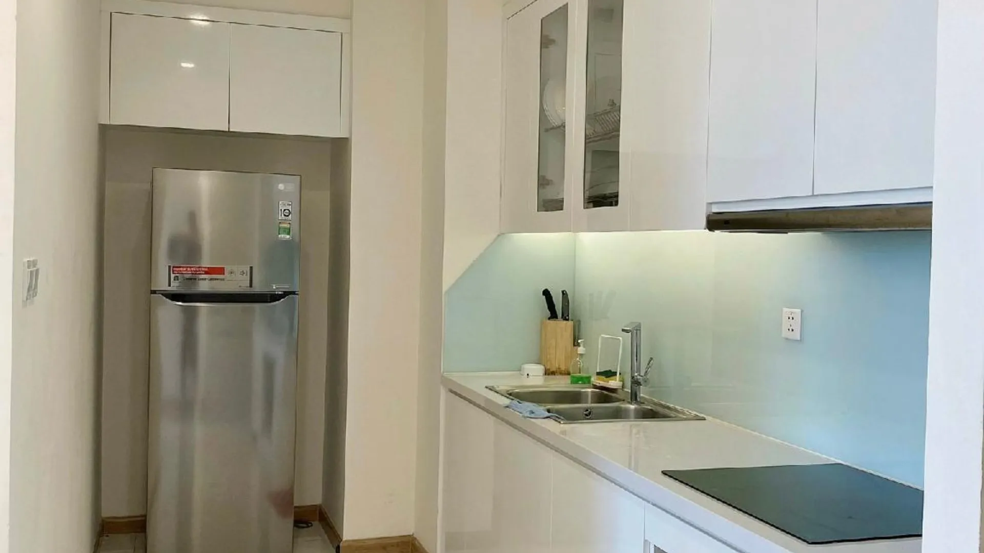 호치민 빈탄의 프라이빗 하우스 (m², 침실 1개, 프라이빗 욕실 1개) 2성급 싱글룸 레스토랑