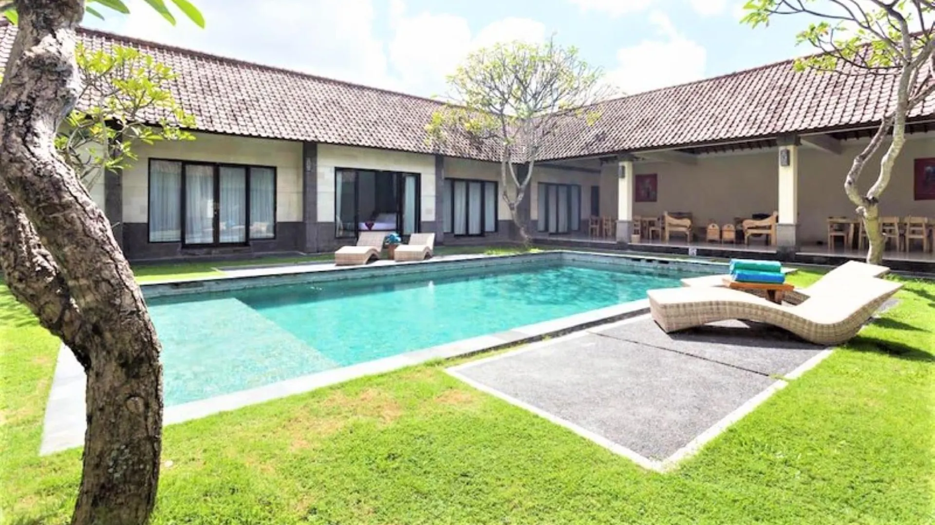 발리 발리 메리타 비랄 4성급 호텔 객실