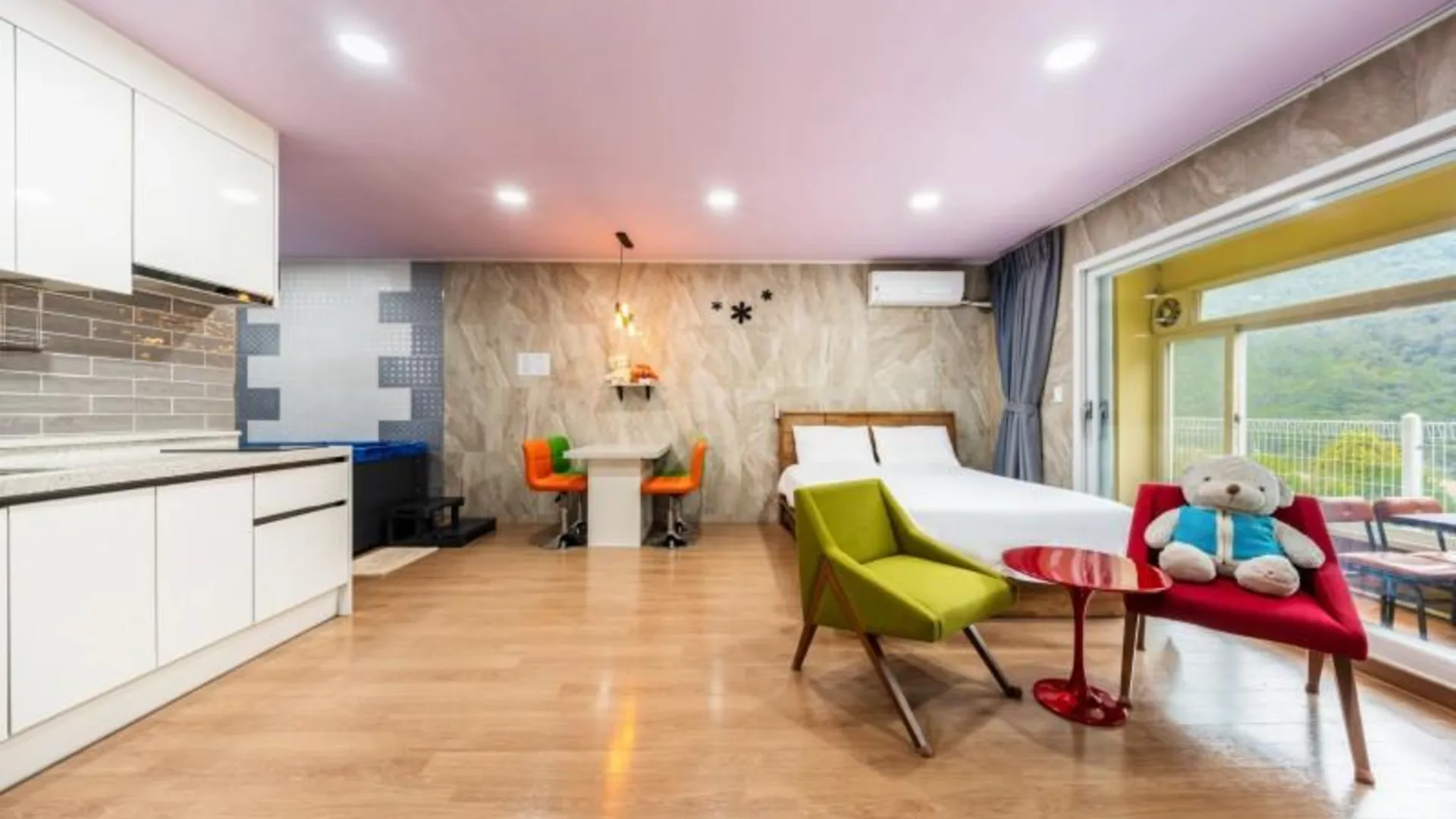 가평 가평 에스앤비스파펜션 (계곡인접) 2성급 게스트하우스 스위트룸