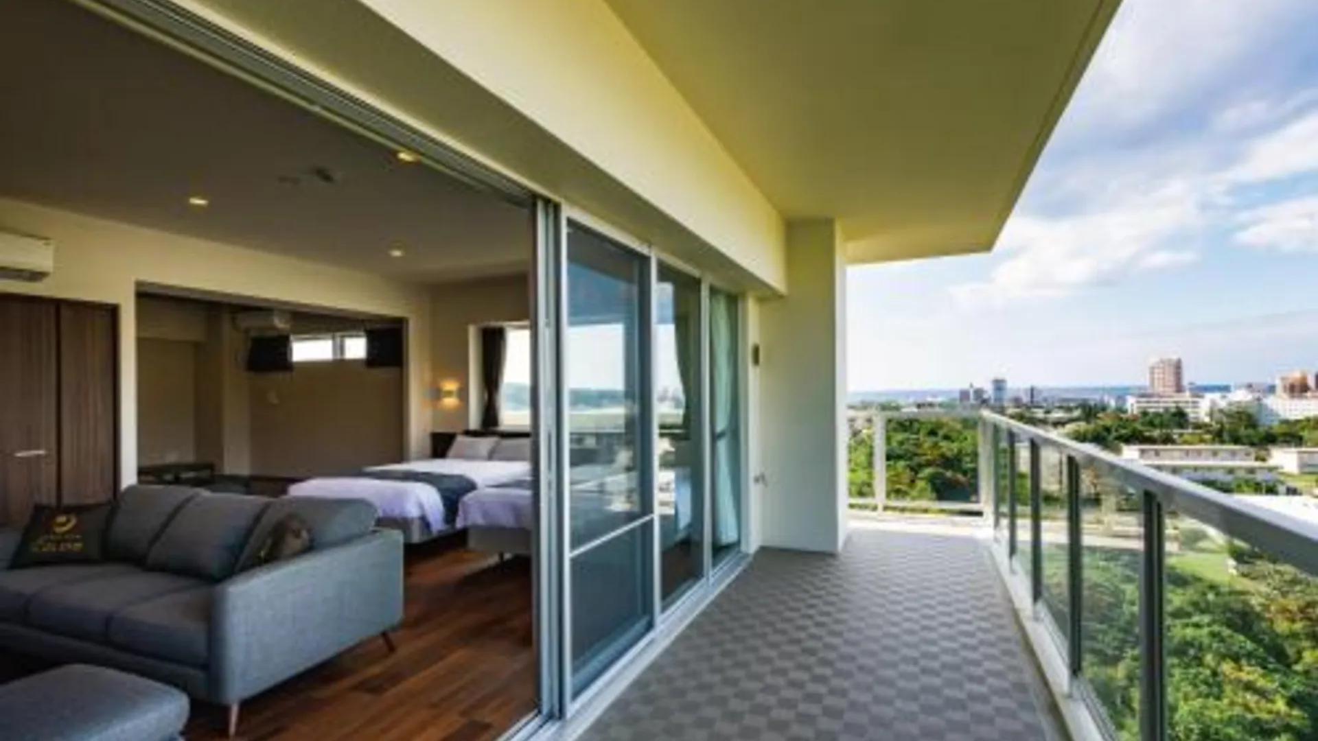 오키나와 본섬 프라이빗 콘도 차탄 자가루 바이 콜디오 프리미엄 - 오키나와 메인 아일랜드 4성급 호텔 로비