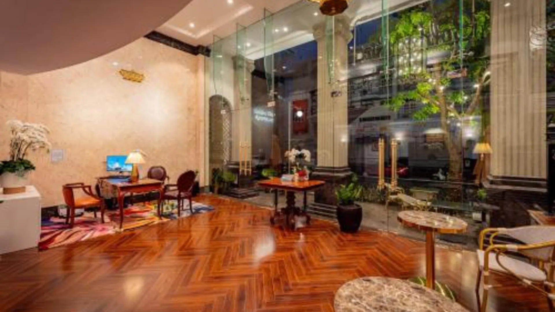 호치민 골든 스타 아파트먼트 앤 호텔 5성급 호텔 객실