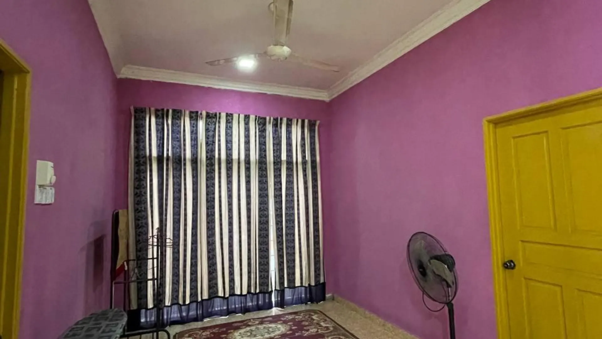 쿠알라 크라이 쿠알라크라이의 아파트먼트 (m², 침실 3개, 프라이빗 욕실 2개) 2성급 싱글룸 외관