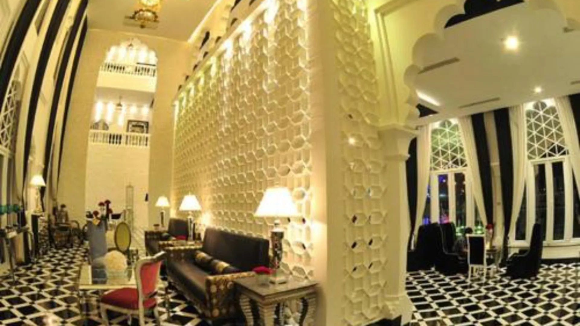 호치민 클로에 갤러리 5성급 호텔 수영장