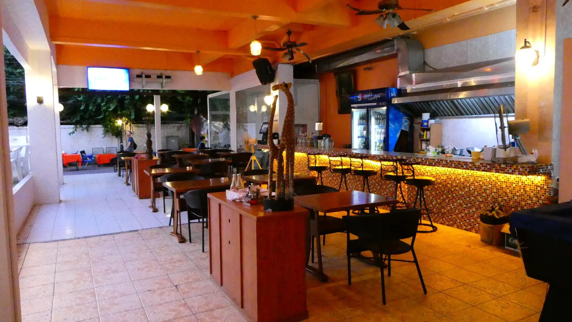 방콕 망고 라군플레이스 2성급 호텔 수영장