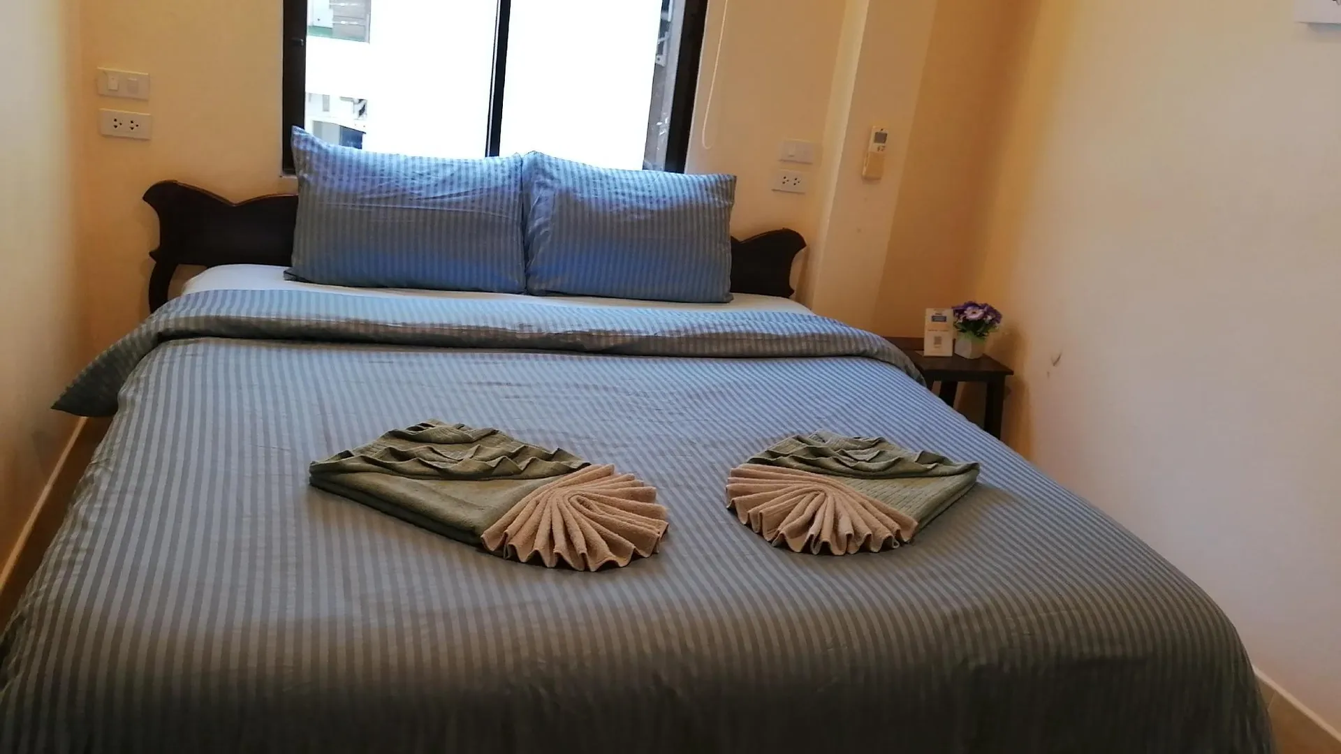 푸켓 빠통의 스튜디오 프라이빗 하우스 (20m², 프라이빗 욕실 1개) 3성급 싱글룸 레스토랑