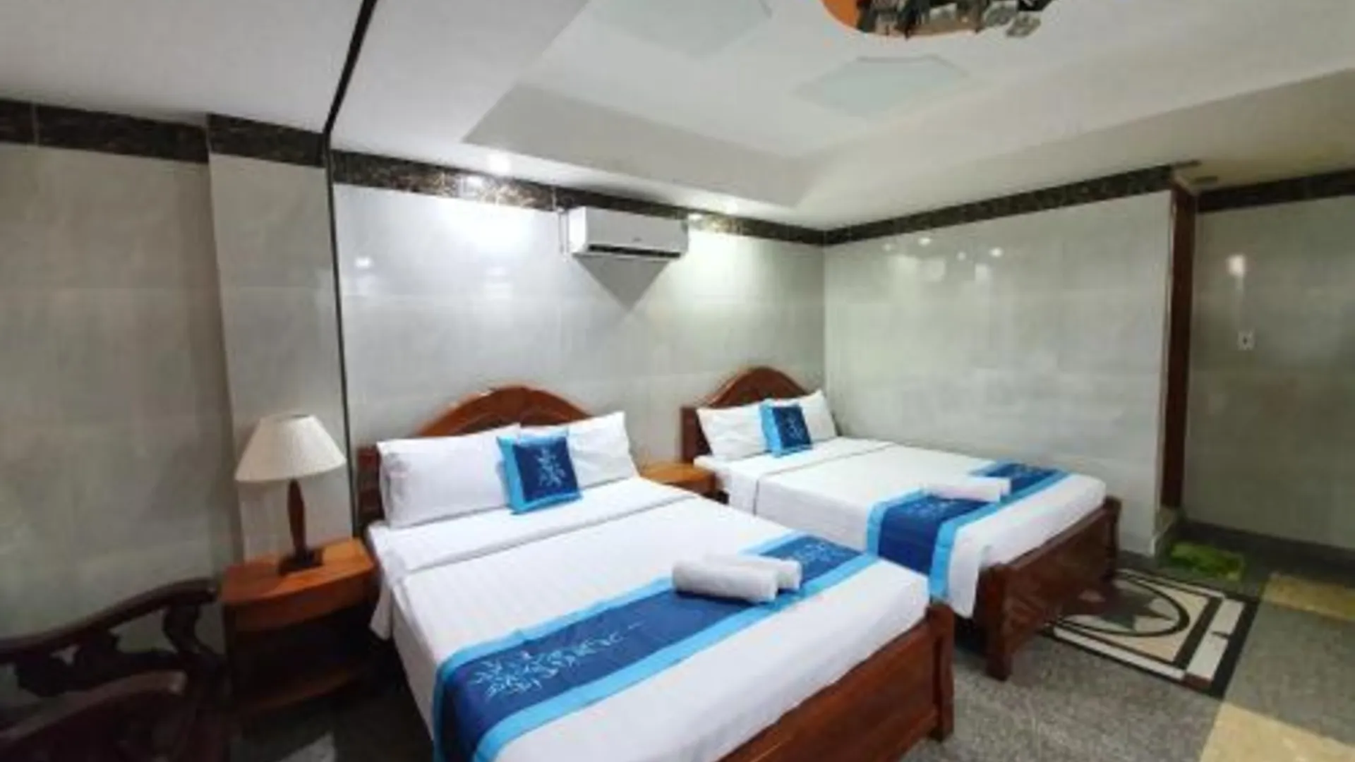 호치민 트루옹 지앙 호텔 1성급 호텔 스위트룸