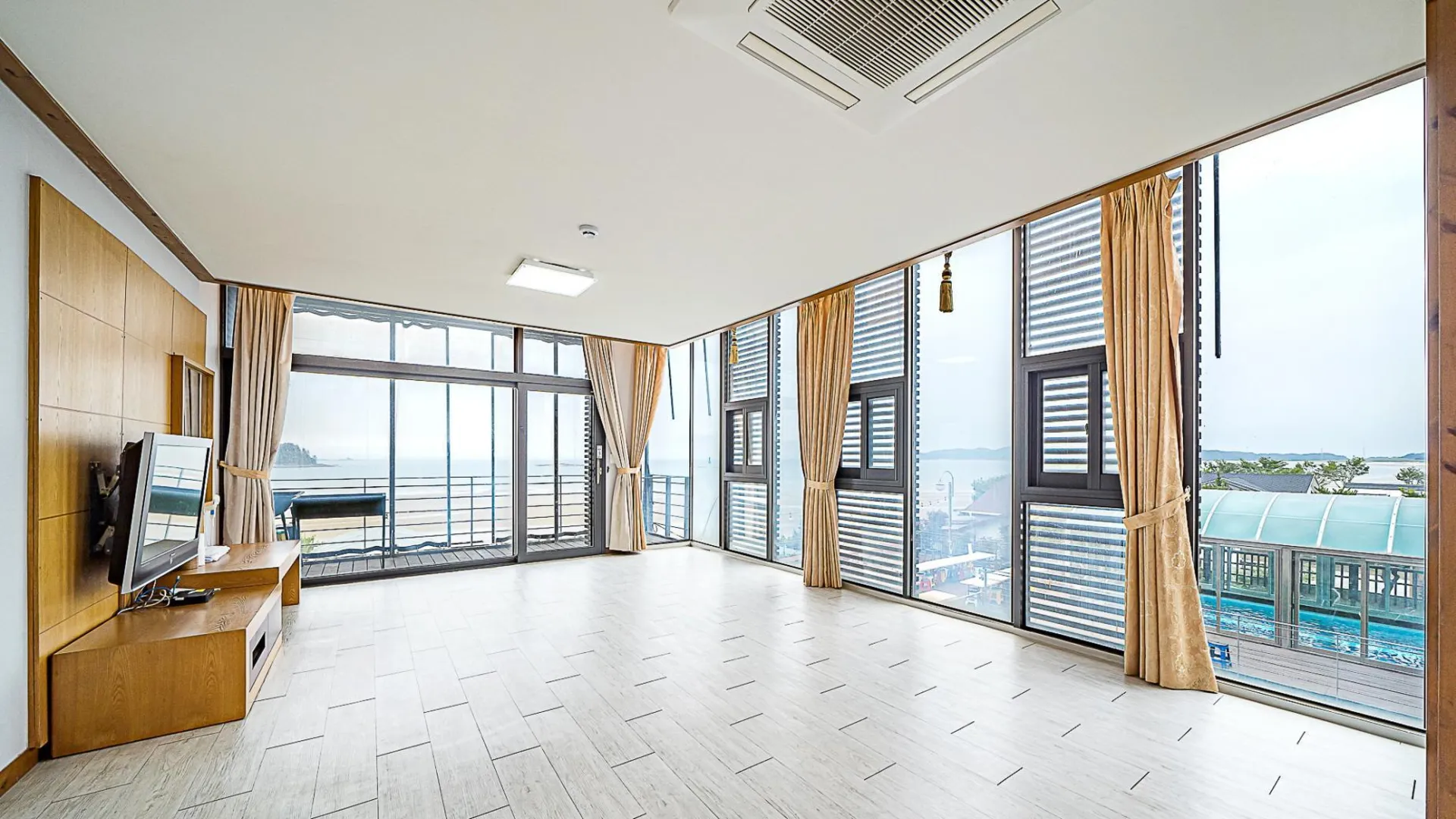 태안 자작나무 리조트 3성급 게스트하우스 외관