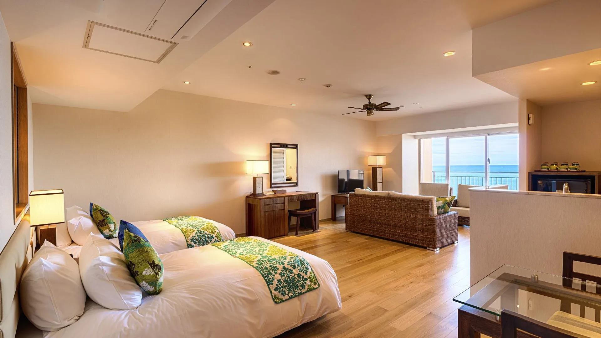 오키나와 본섬 카후우 리조트 후차쿠 콘도 호텔 4성급 호텔 전망