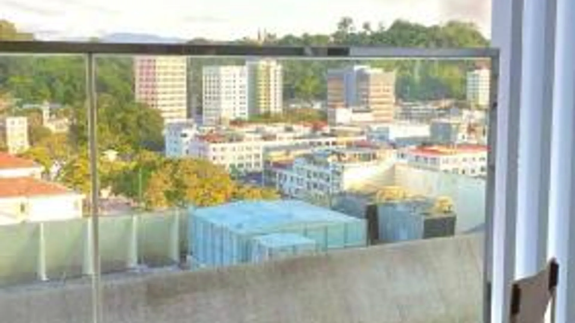 코타키나발루 더 쇼어 12, 코타키나발루 바이 히프노스스위트 3성급 게스트하우스 레스토랑