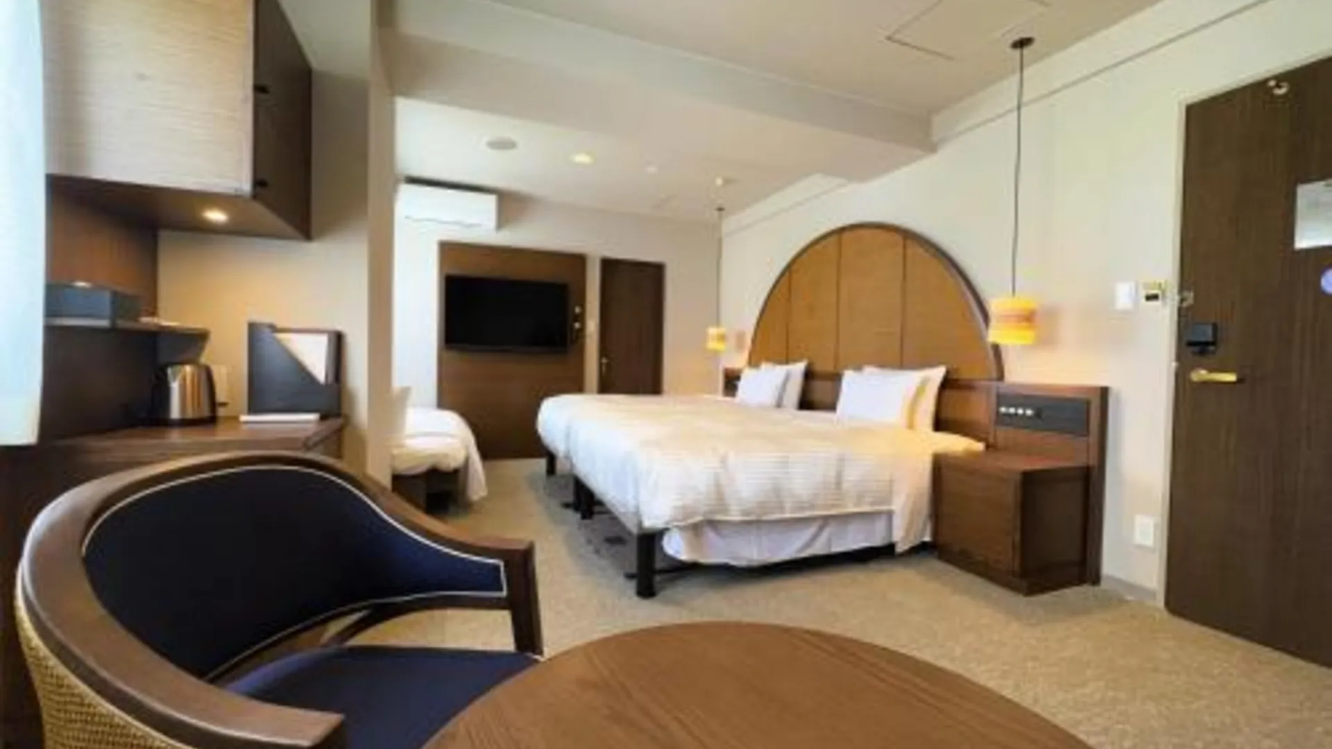 오키나와 본섬 호텔 팜 로얄 리조트 고쿠사이 스트리트 3성급 호텔 스위트룸