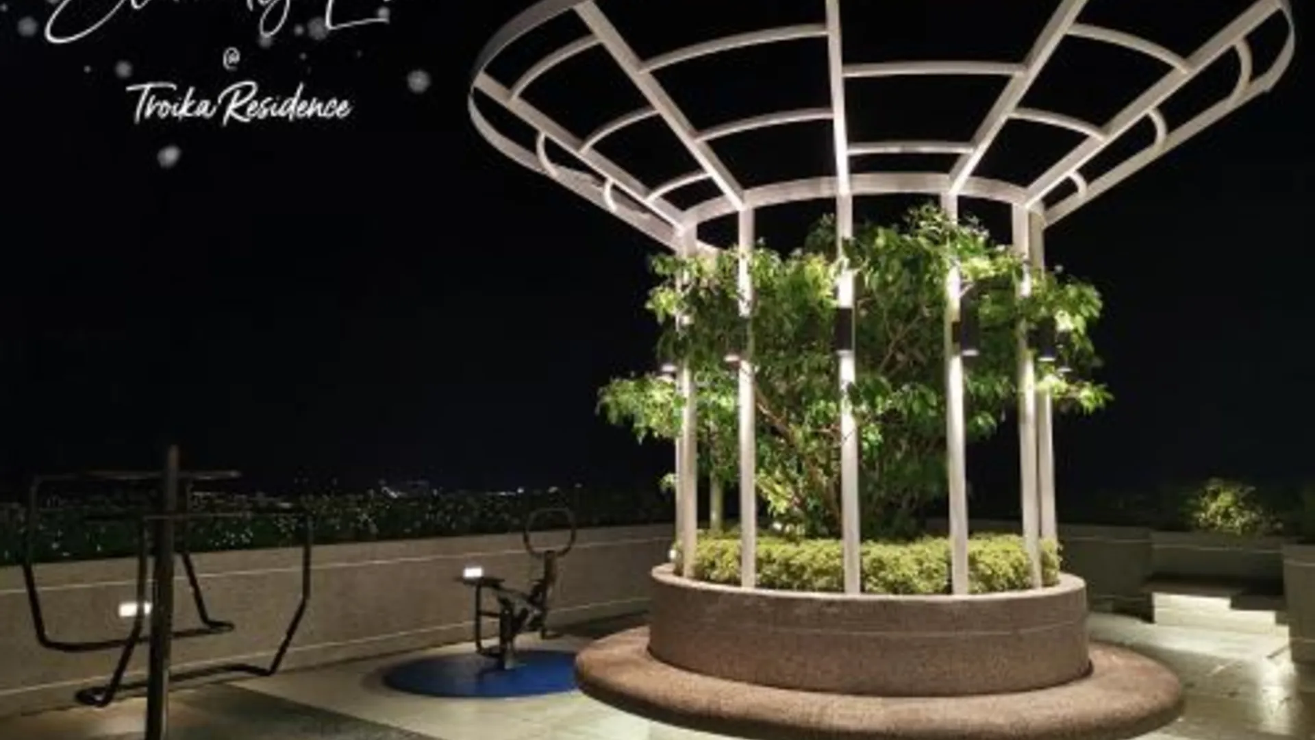 코타바루 트로이카 레지덴시 코타바루 모던 디자인 바이 AG홈, 원 베드룸 4성급 게스트하우스 레스토랑