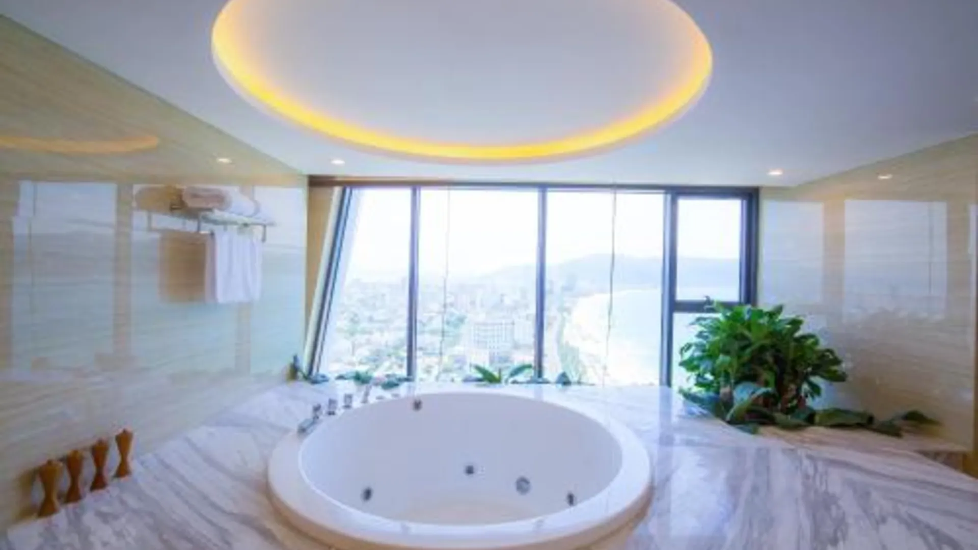 다낭 무옹 탄 럭셔리 다낭 호텔 5성급 호텔 부대시설