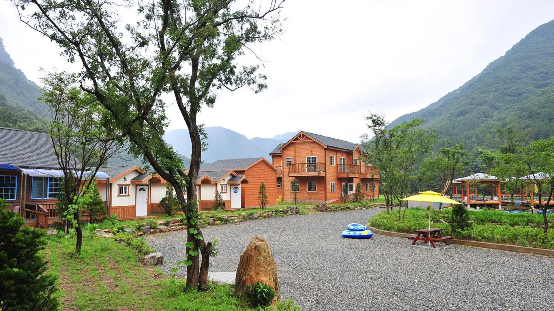 진안군 완주 거인산촌생태마을펜션 2성급 게스트하우스 수영장