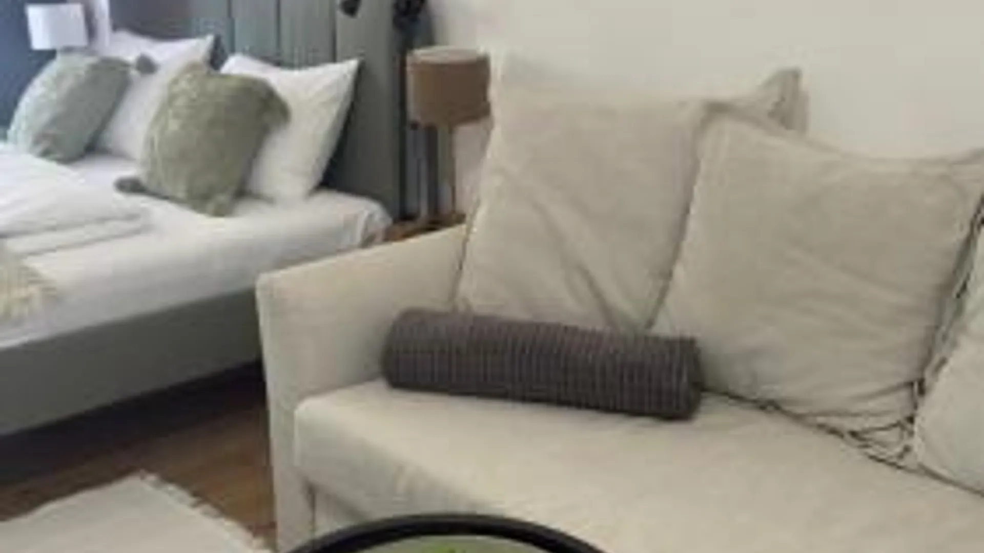 벨리코 그라디스테 Code3 Srebrno Jezero 3성급 싱글룸 스위트룸