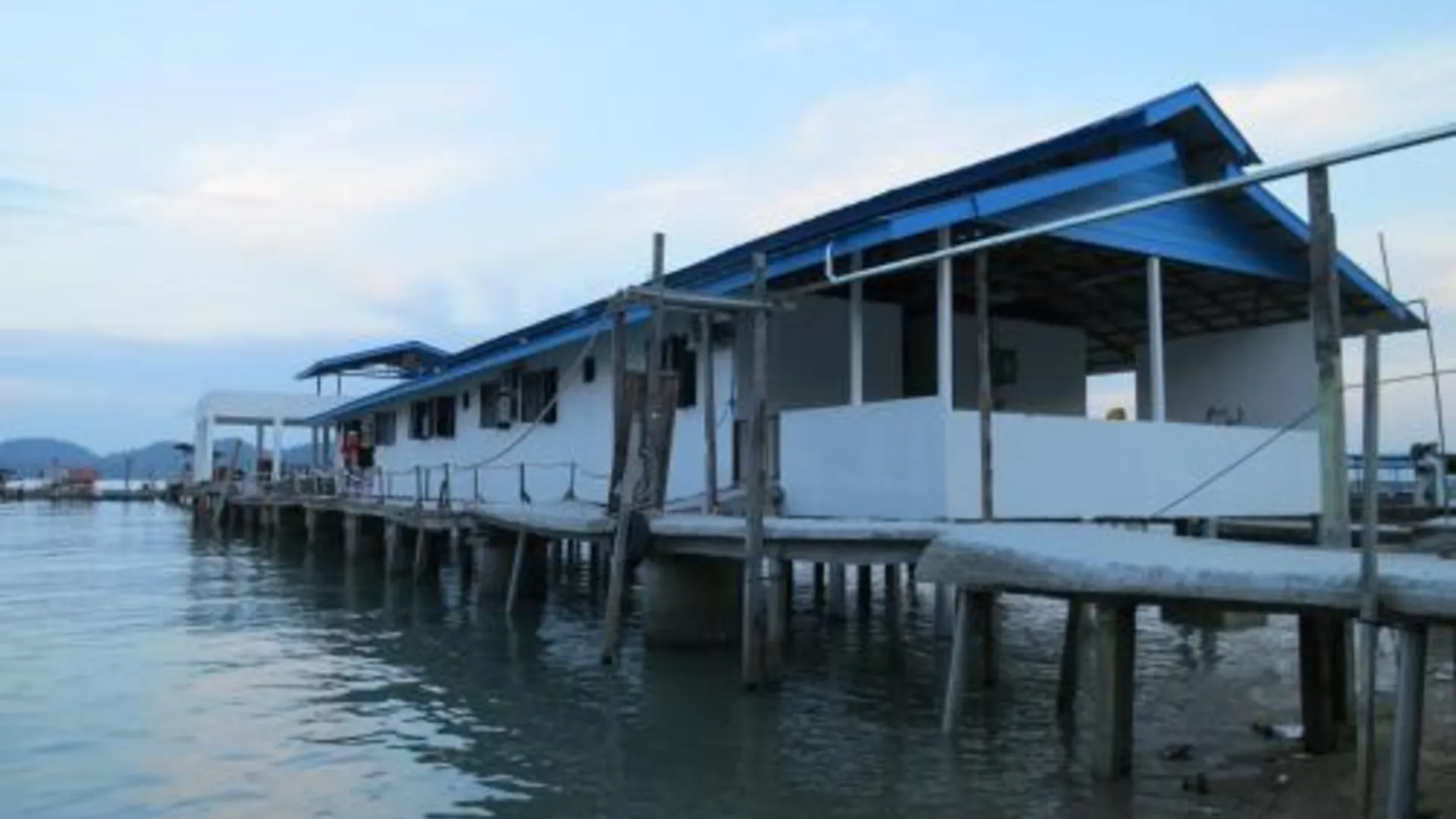 팡코르 팡코르 피쉬 하우스 1성급 호텔 레스토랑